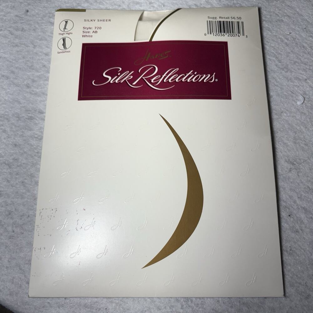 Vintage Hanes Silk Reflections Silky Sheer Thigh Highs Sandalfoot 720 AB White